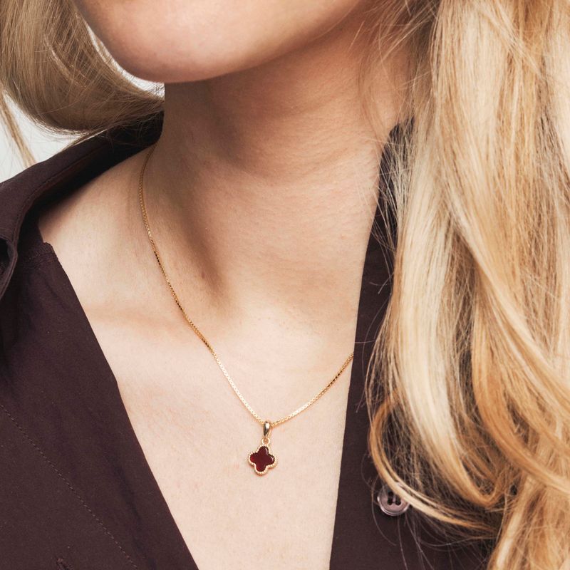 Kløver smykke sølv dyp rød 992436