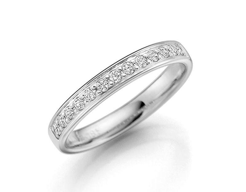 GD Forever ring 585 hvittgull 3mm 0,14ct. GD230H3 pris pr stk