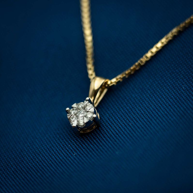 Smykke i gull med diamanter 0,12 ct WP 56897