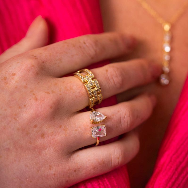 Viva Vegas ring I forgylt sølv med zirkonia 992083